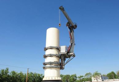 Self-Climbing Crane untuk Pemeliharaan Turbin Angin