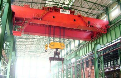 Pabrik baja berat 75/20 ton Overhead Casting sendok Crane
